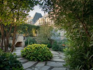 Parisian hidden gardens and green spaces